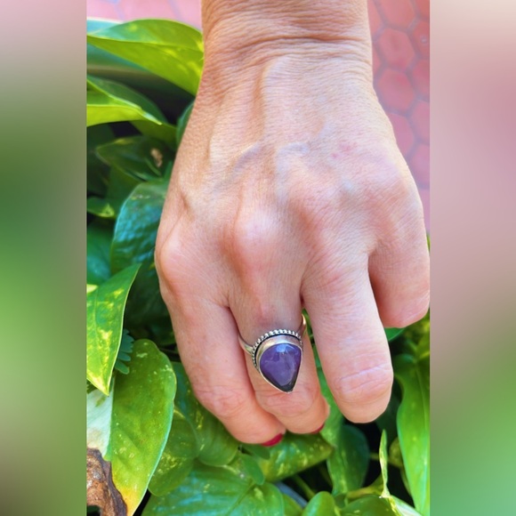 NWT Women's lilac ring plated in sterling silver. Size 7 - Picture 15 of 17